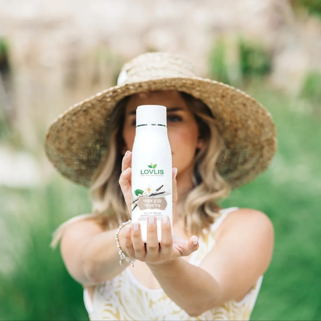 LOVLIS - Vanilla Patchouli Herbal Body Soap 500 ml LOVLIS