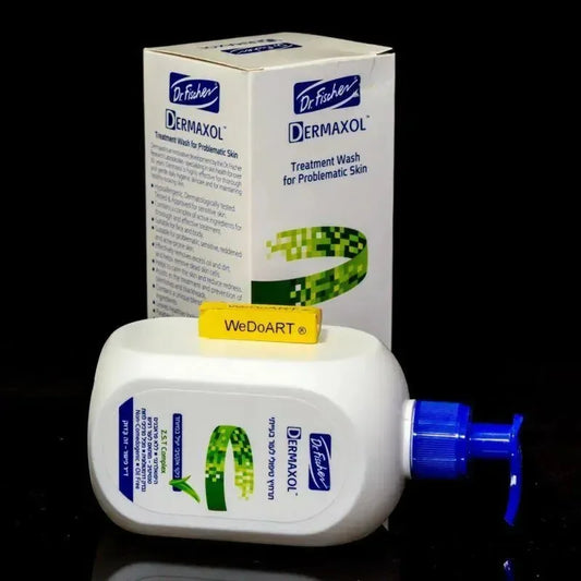 Dr. Fischer Dermaxol facial wash 500 ml pump bottle lying in front of its carton