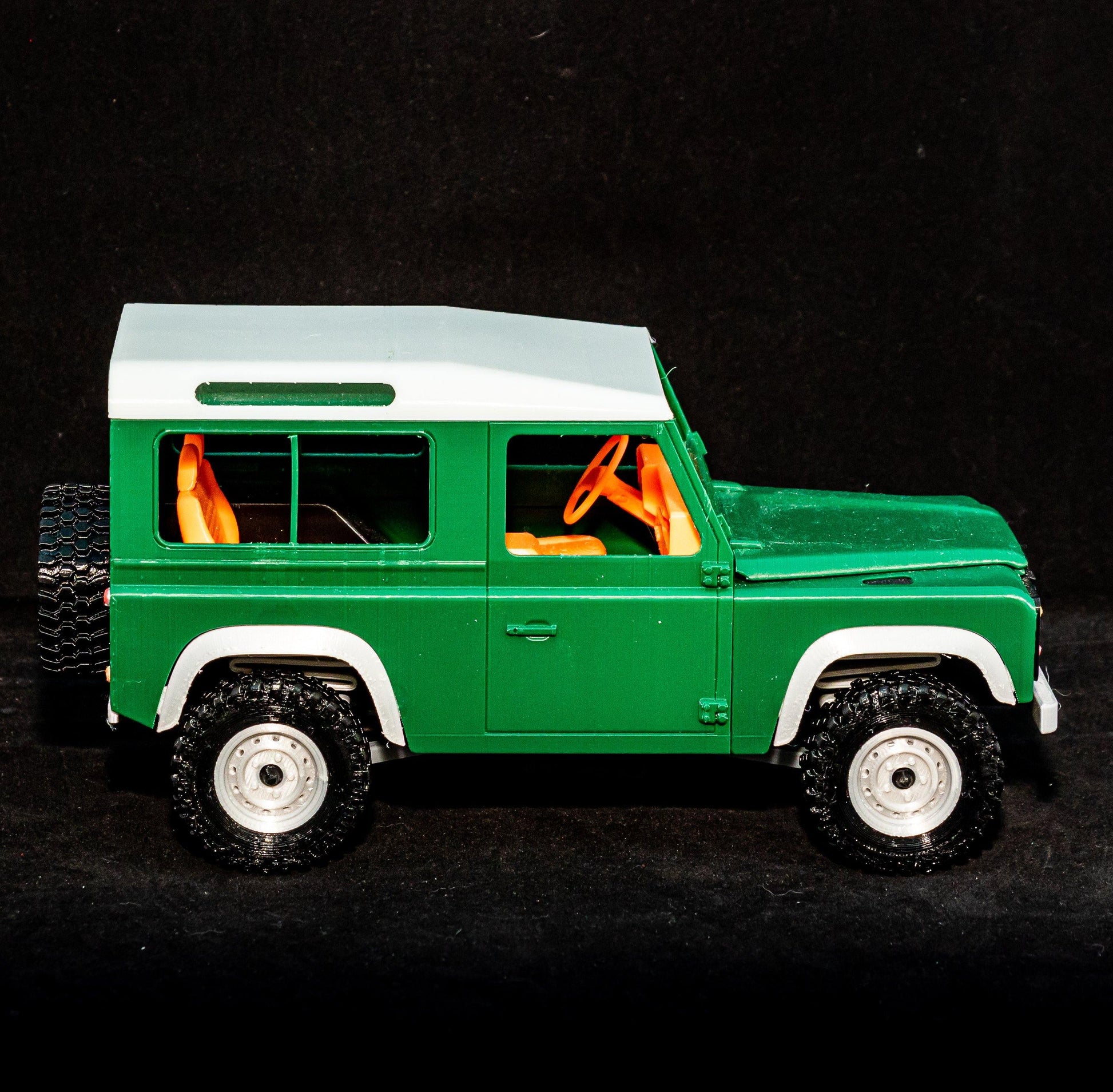 Land Rover Defender 90 with White Rooftop 3D Model - WEDOART-IL